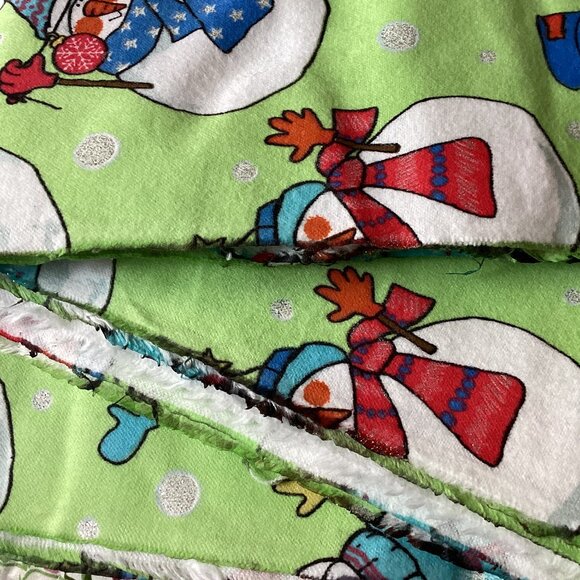 Christmas Frosty The Snowman Flannel Fabric (1 Piece) Green Material Quilting - Picture 4 of 5